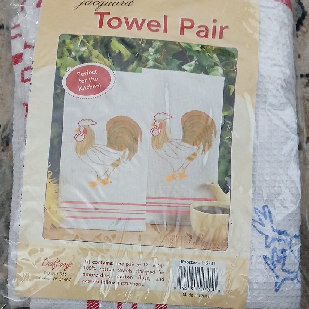 Craft Jacquard Rooster Towel Pair - White and Red Stamped Cross Stich